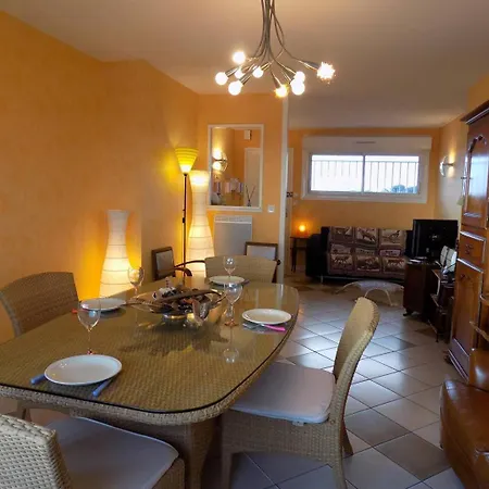 - Pleine Vue Pour Cet Classé 2 étoiles - Les Tamaris Appartamento