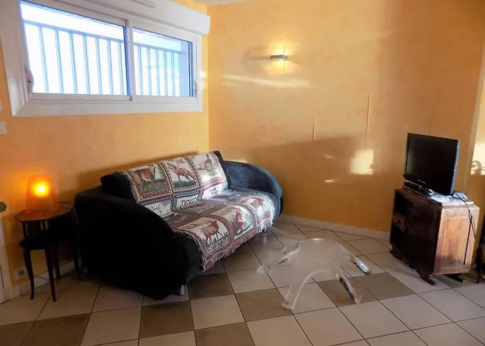 - Pleine Vue Pour Cet Classe 2 Etoiles - Les Tamaris * رويا